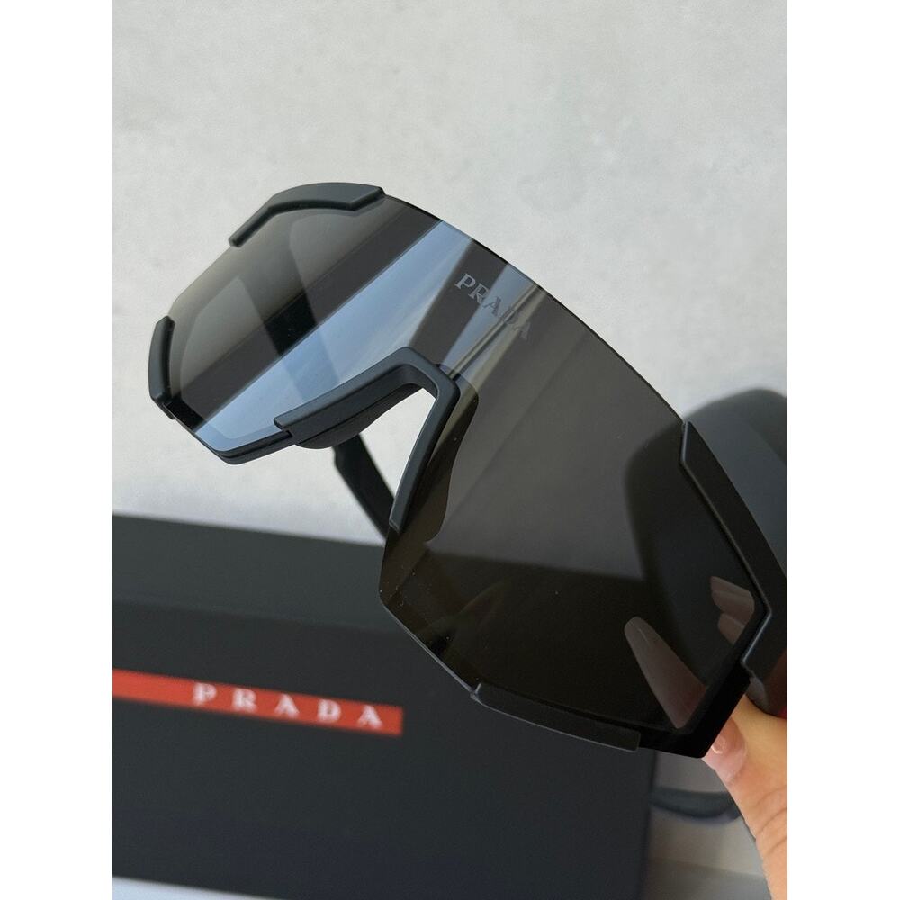 NEW Prada Sport PS04WS Sunglasses in Black $480 - Picture 4 of 7